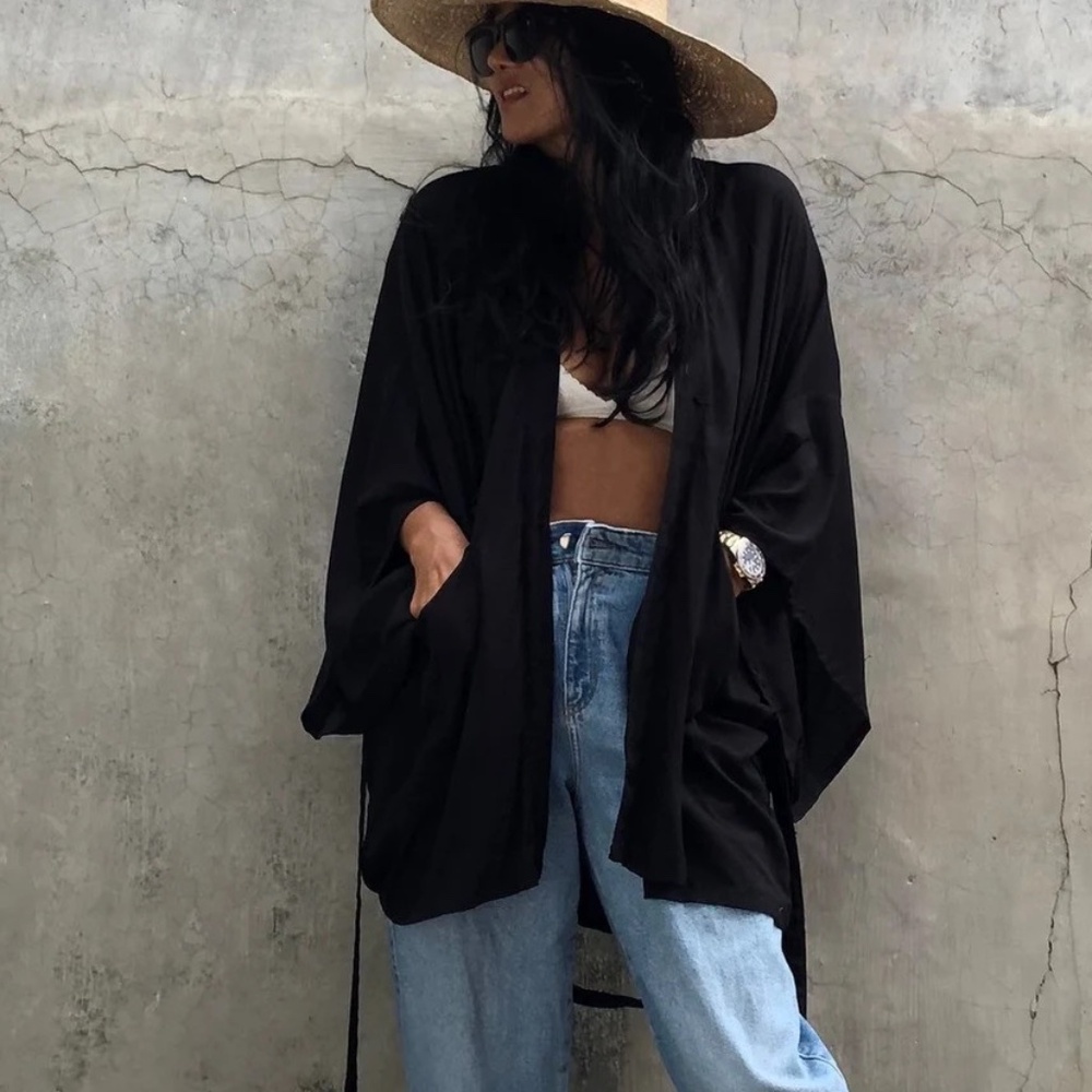 Black Women's Lightweight Kimono Robe - Stylish Layering Wrap